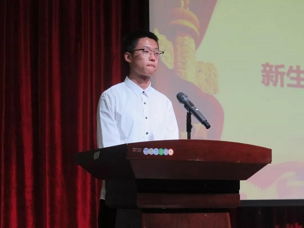 1568197266629515.jpg 新生代表.jpg