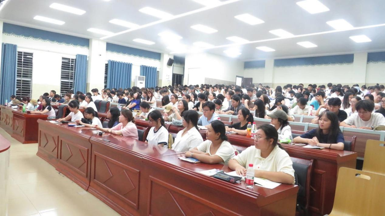 1735119383390594.png 图片4.png