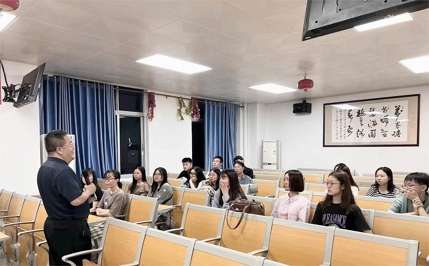 1695885344381873.jpg 1695885344381873.jpg