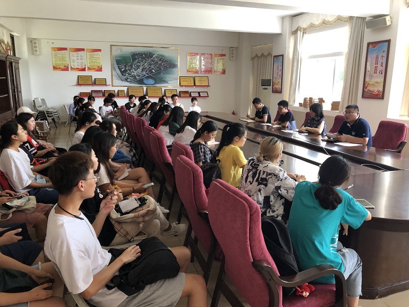 1556273379809493.jpg 学生工作1.jpg