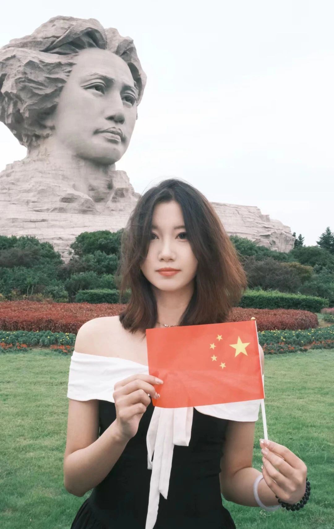 1728882705383790.jpg ced0533fbeb45a64bd09f48ea657165.jpg